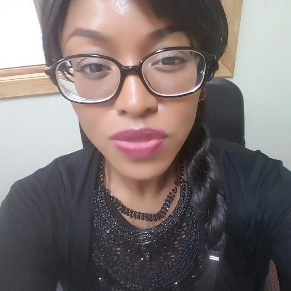 Meet your Posher, Paula